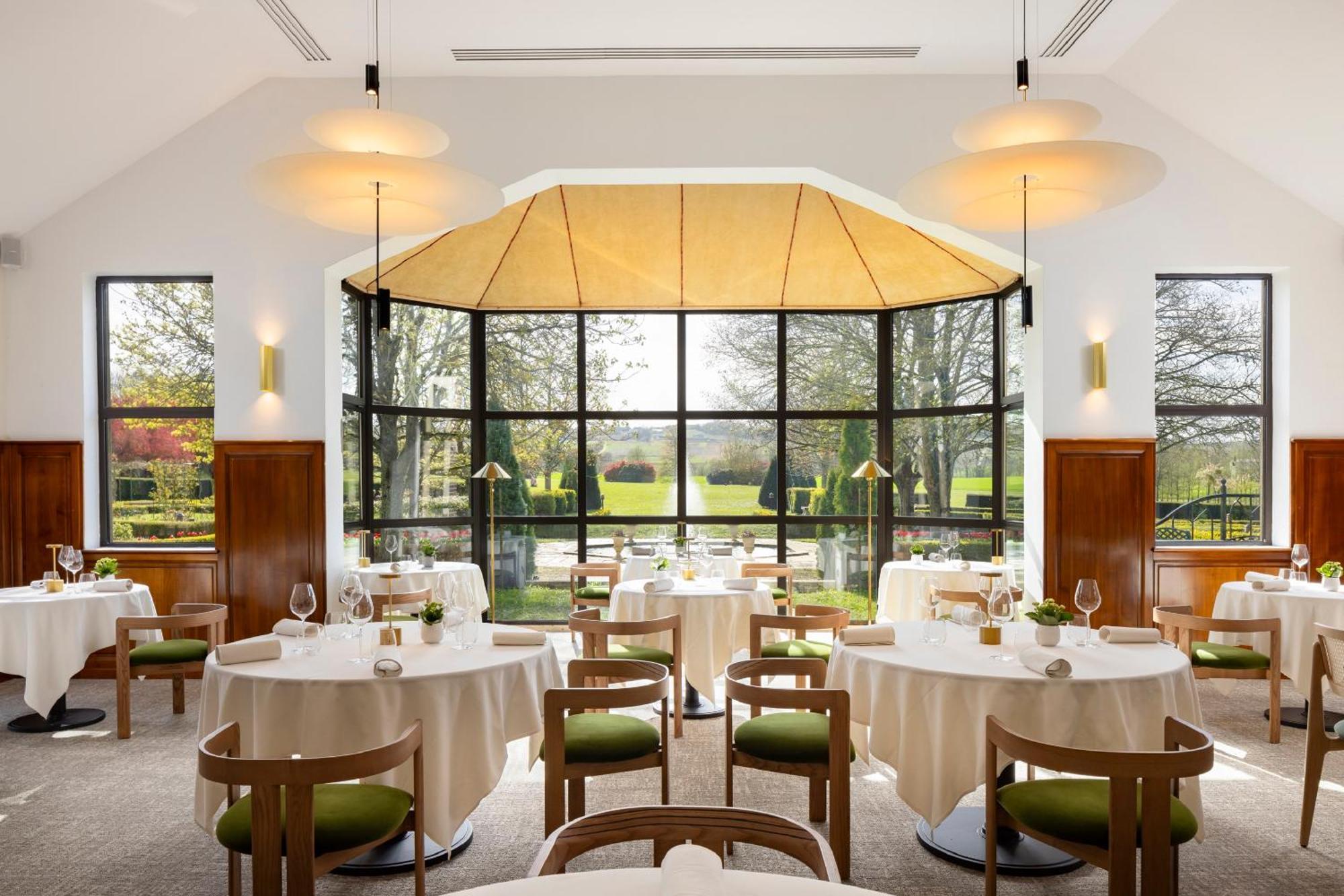 Hostellerie Briqueterie & Spa Champagne 비나이 외부 사진 Restaurant "Le Grand Chef"