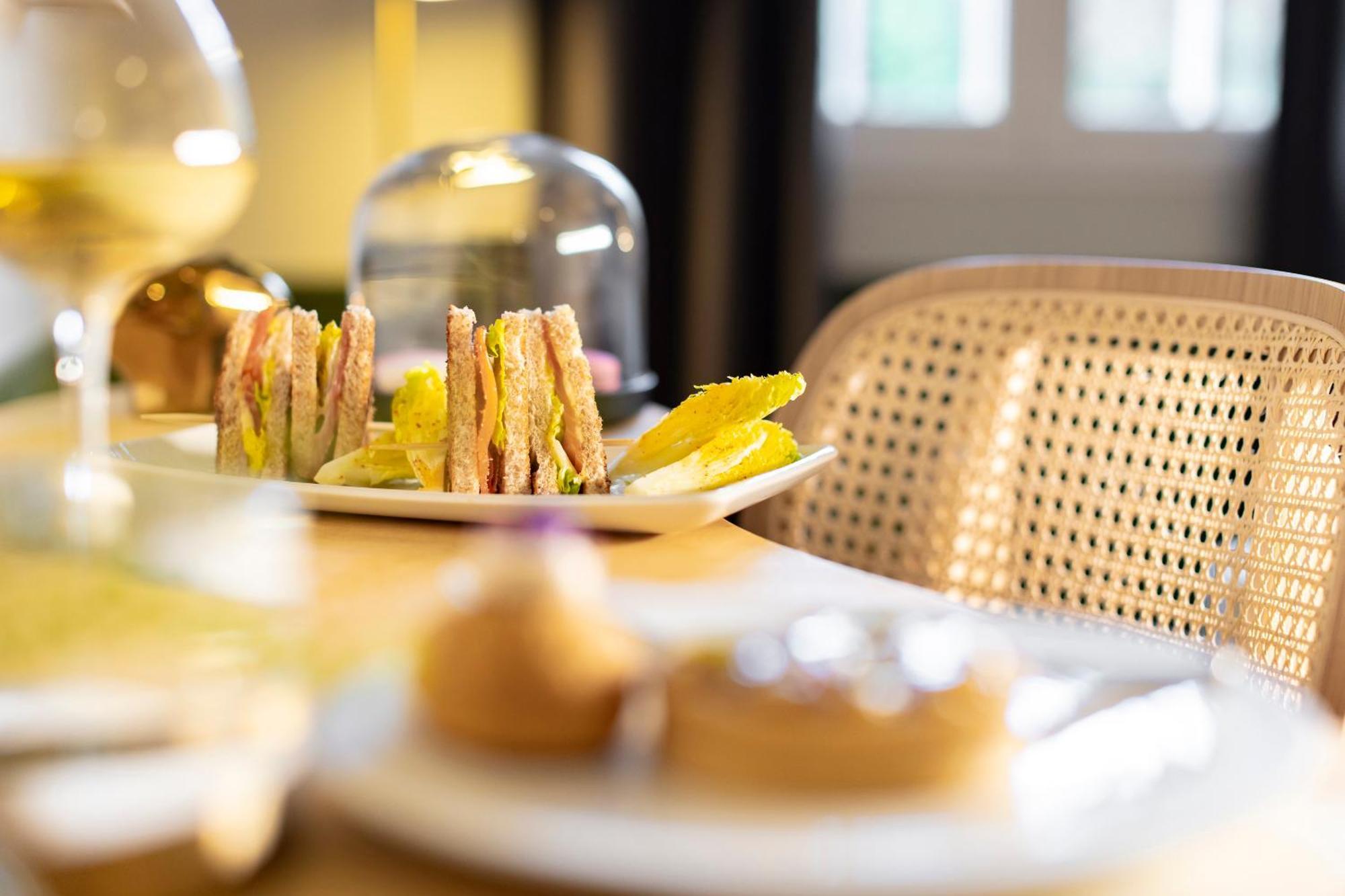 Hostellerie Briqueterie & Spa Champagne 비나이 외부 사진 A typical breakfast